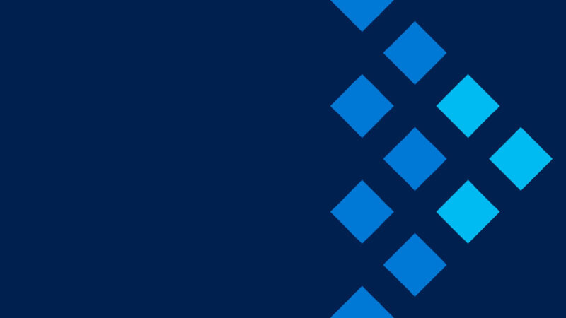 Das Logo des Envision Forum: Healthcare ist zu sehen. Es stellt einen gro&szlig;en Pfeil dar, der aus verschiedenen Quadraten zusammengesetzt ist