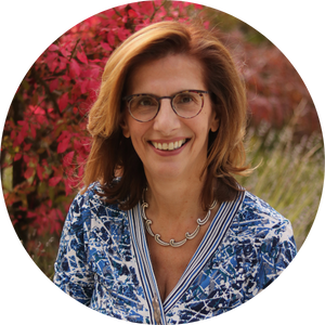 Dr. Efi Pylarinou