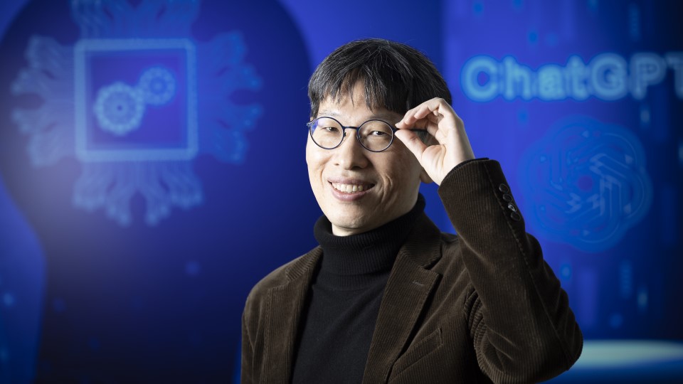 Byung-Gon Chun